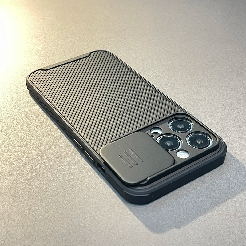 Cover MagSafe con ricarica wireless per iPhone 16 Pro 15 Pro Max